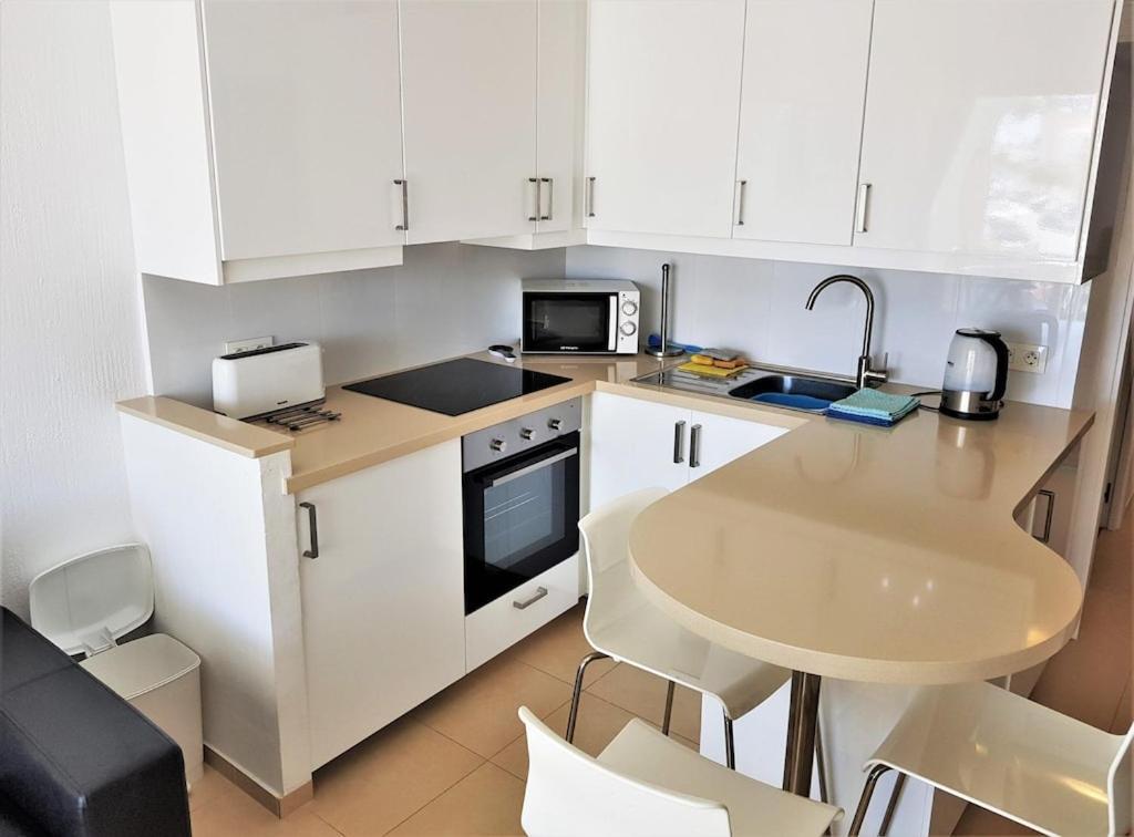 Edificio Verdemar - Stunning 1 Bed Apartment With Pool & Sea Views Nerja Kültér fotó